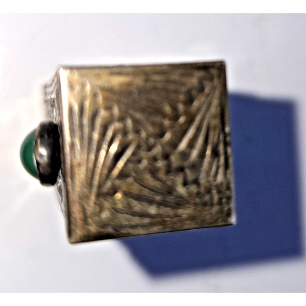 Vintage Italian Engraved Silver Lipstick Holder w Mirror & Green Cabochon - Picture 6 of 11